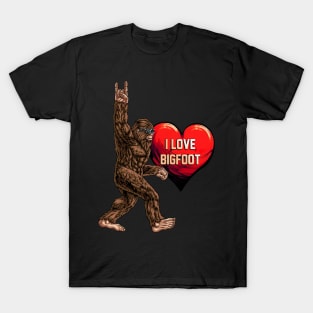 I Love Bigfoot Valentines Day Shirt Funny Heart Sasquatch T-Shirt